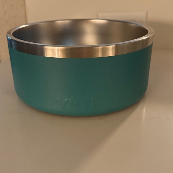 YETI Aqua Stainless Steel Pet Bowl - Picture 3 of 3